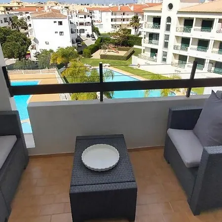 Apartamento Oura *